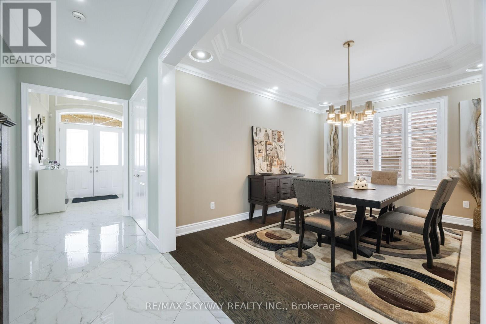 9 Martin Byrne Drive, Brampton, Ontario  L6P 4L2 - Photo 8 - W13156766