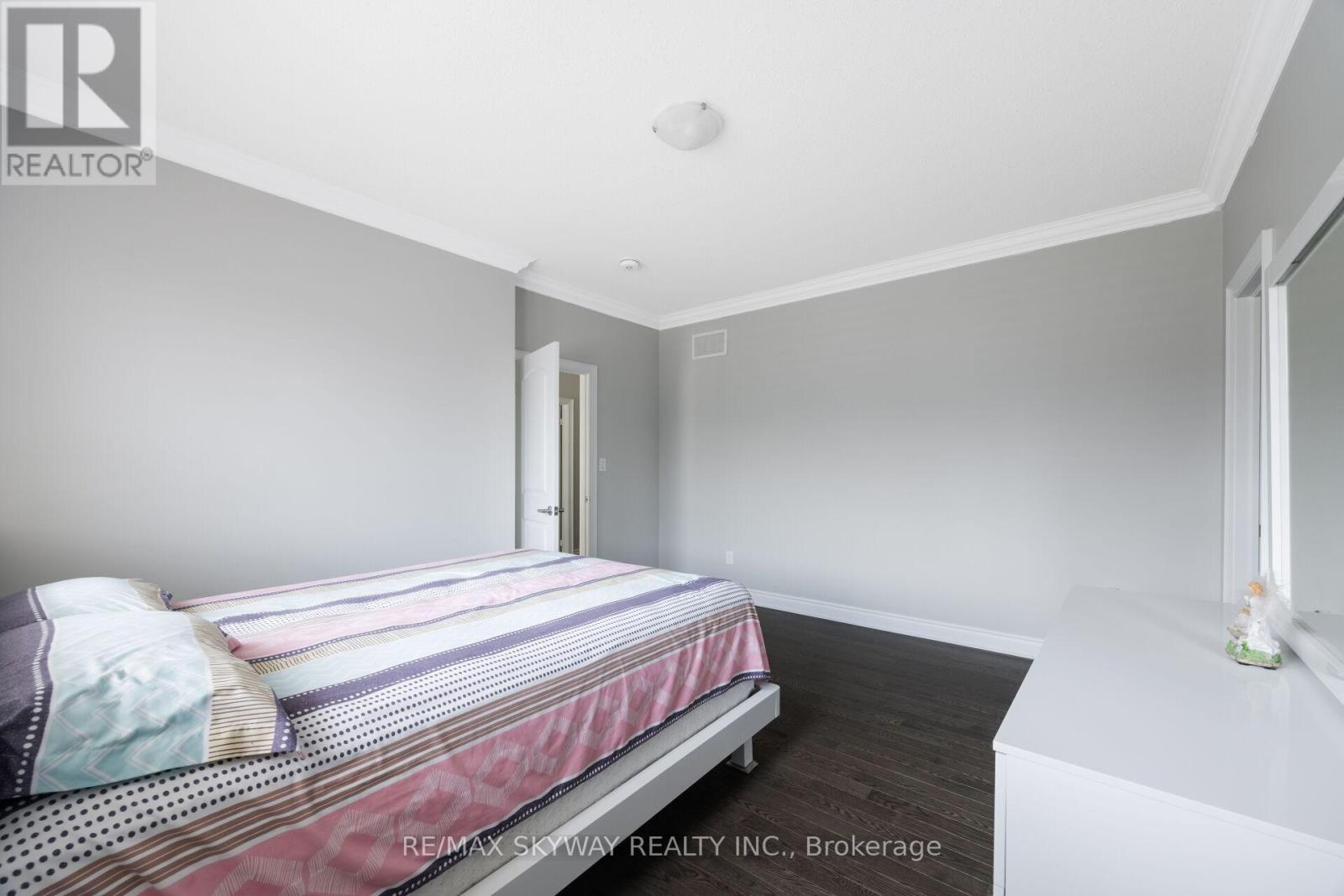 9 Martin Byrne Drive, Brampton, Ontario  L6P 4L2 - Photo 36 - W13156766
