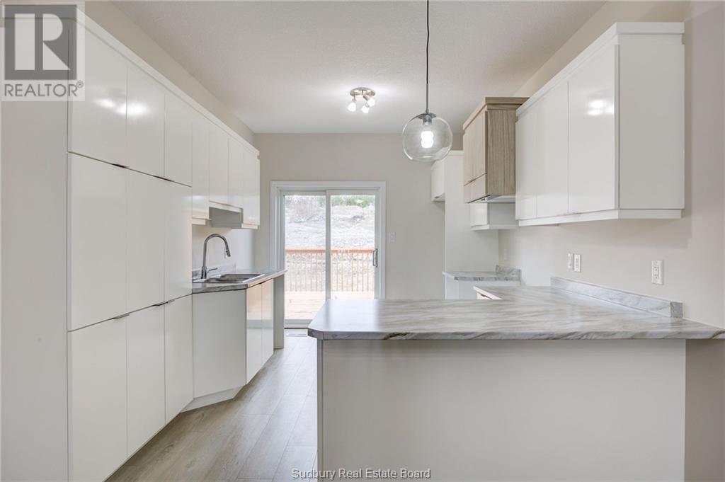 1509 Montrose, Sudbury, Ontario  P3A 0E1 - Photo 6 - 2128354
