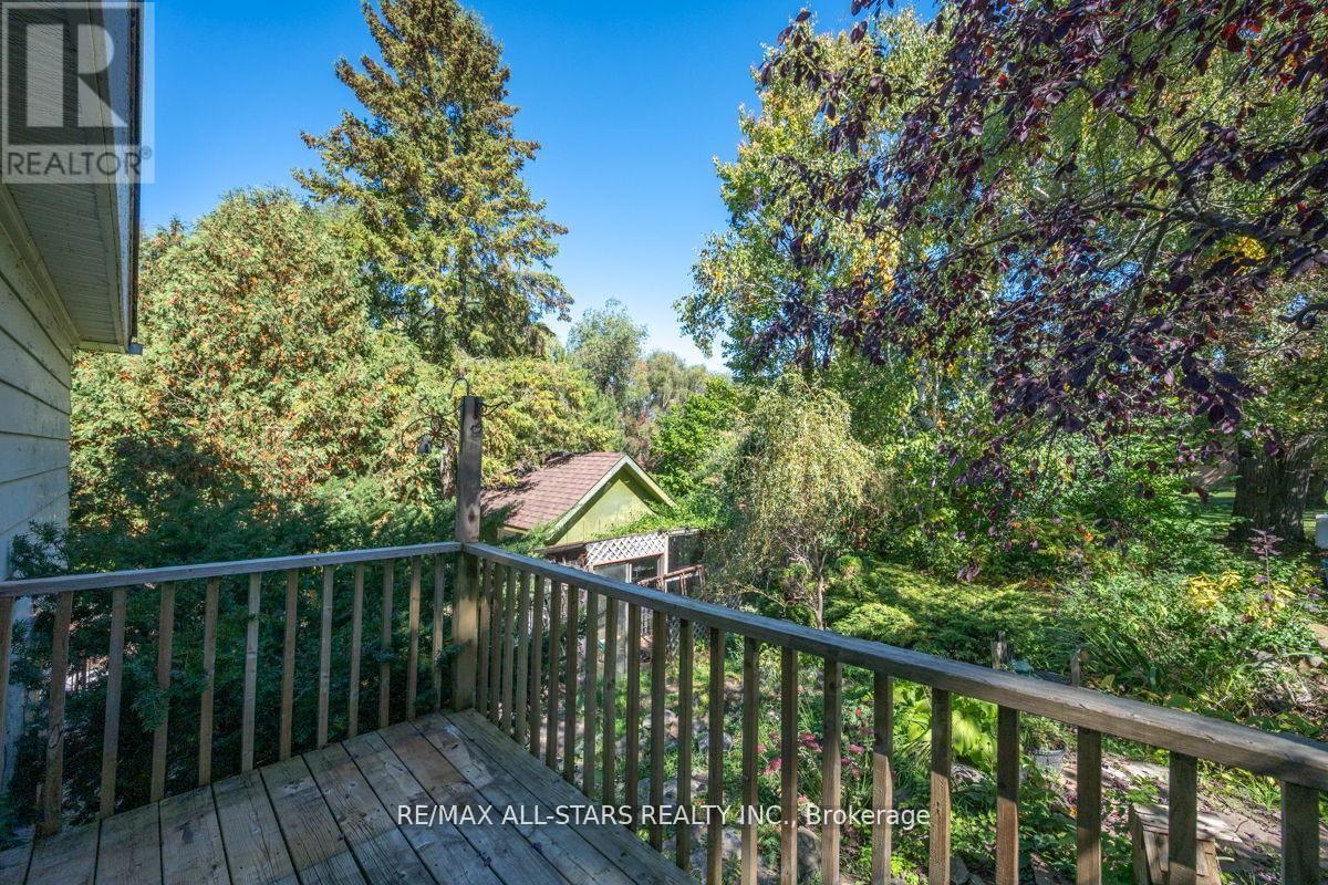 40 Riverglen Drive, Georgina, Ontario  L4P 2R1 - Photo 26 - N13249982