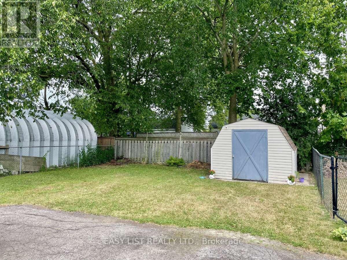 35 Mary Street, Fort Erie, Ontario  L2A 4A4 - Photo 34 - X12322238
