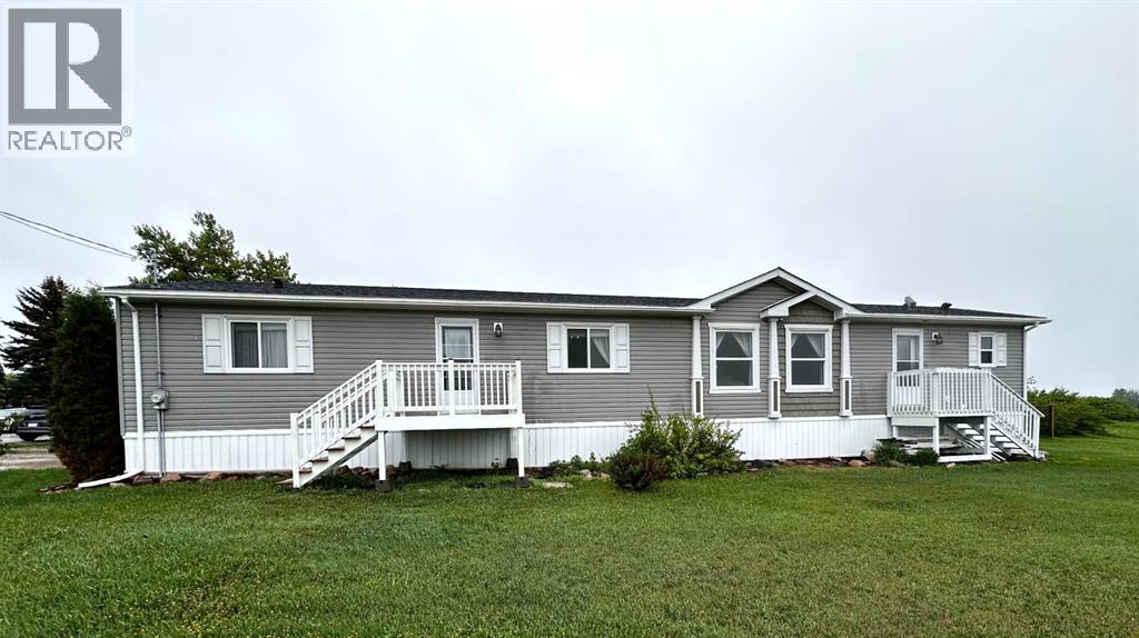 404&412 3 Avenue, Bruce, Alberta  T0B 0R0 - Photo 1 - A2316158