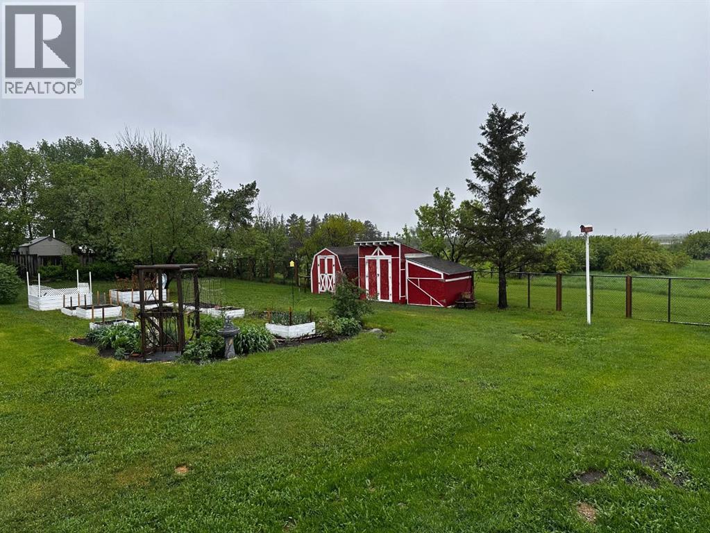 404&412 3 Avenue, Bruce, Alberta  T0B 0R0 - Photo 32 - A2316158