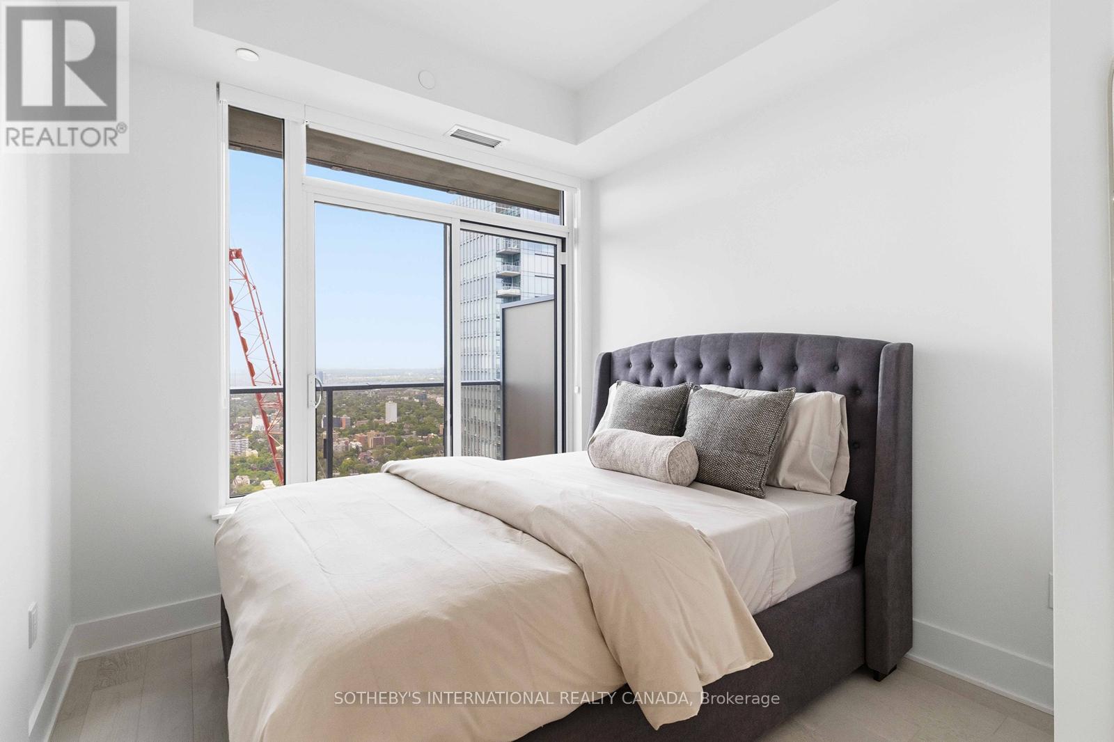 5010 - 11 Yorkville Avenue, Toronto, Ontario  M4W 0B7 - Photo 7 - C13258128