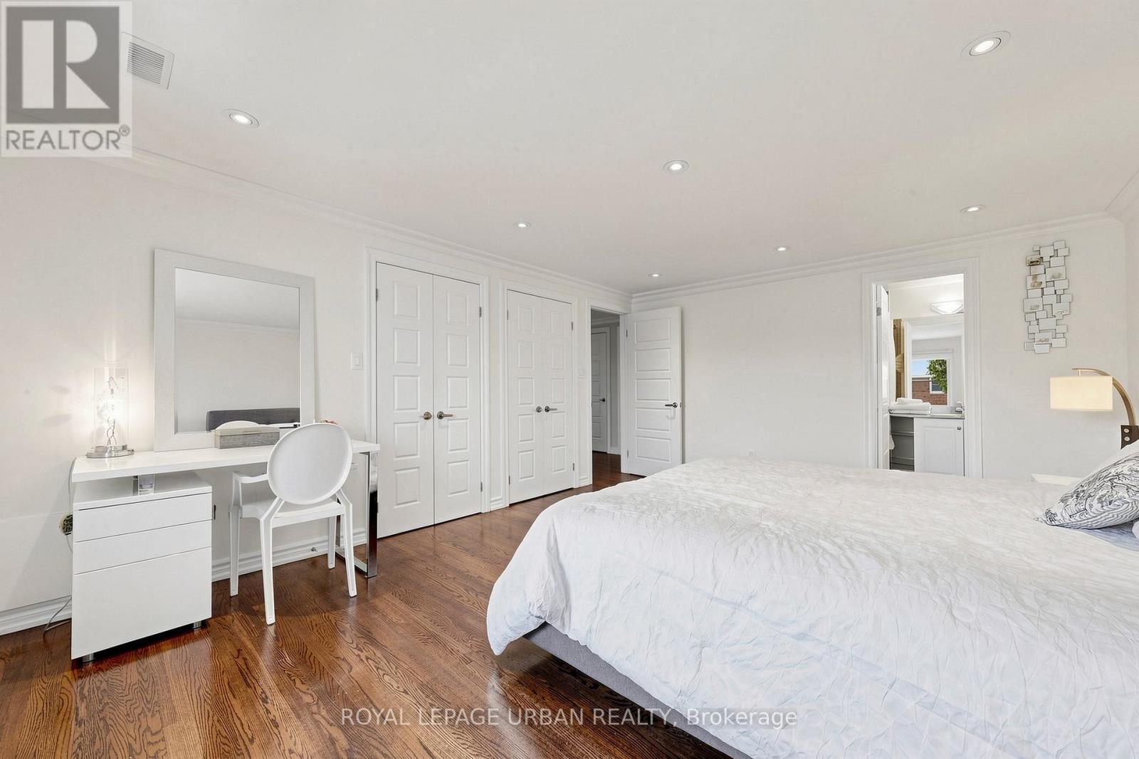 11 Caronridge Crescent, Toronto, Ontario  M1W 1L1 - Photo 18 - E13256890
