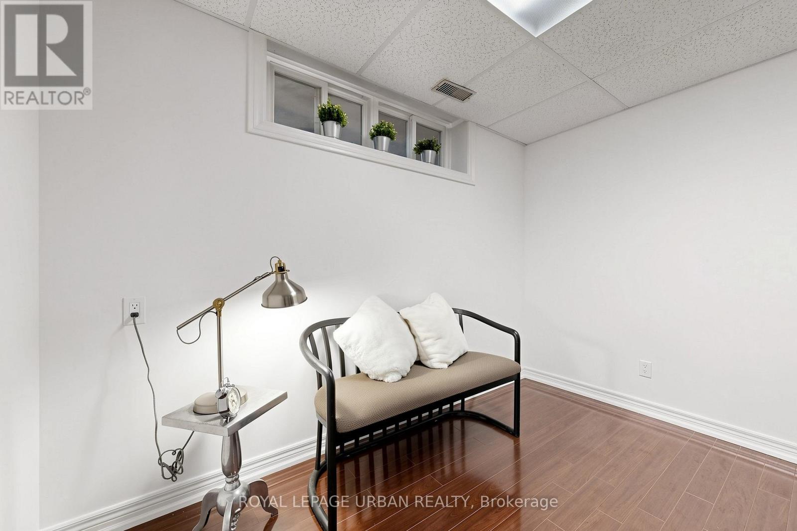 11 Caronridge Crescent, Toronto, Ontario  M1W 1L1 - Photo 32 - E13256890