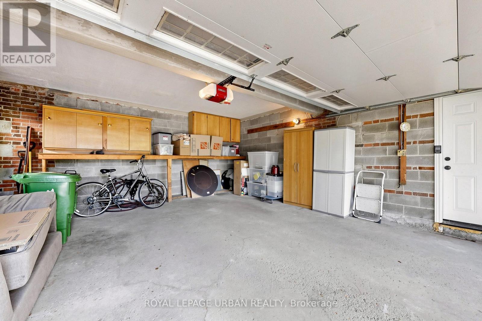 11 Caronridge Crescent, Toronto, Ontario  M1W 1L1 - Photo 34 - E13256890