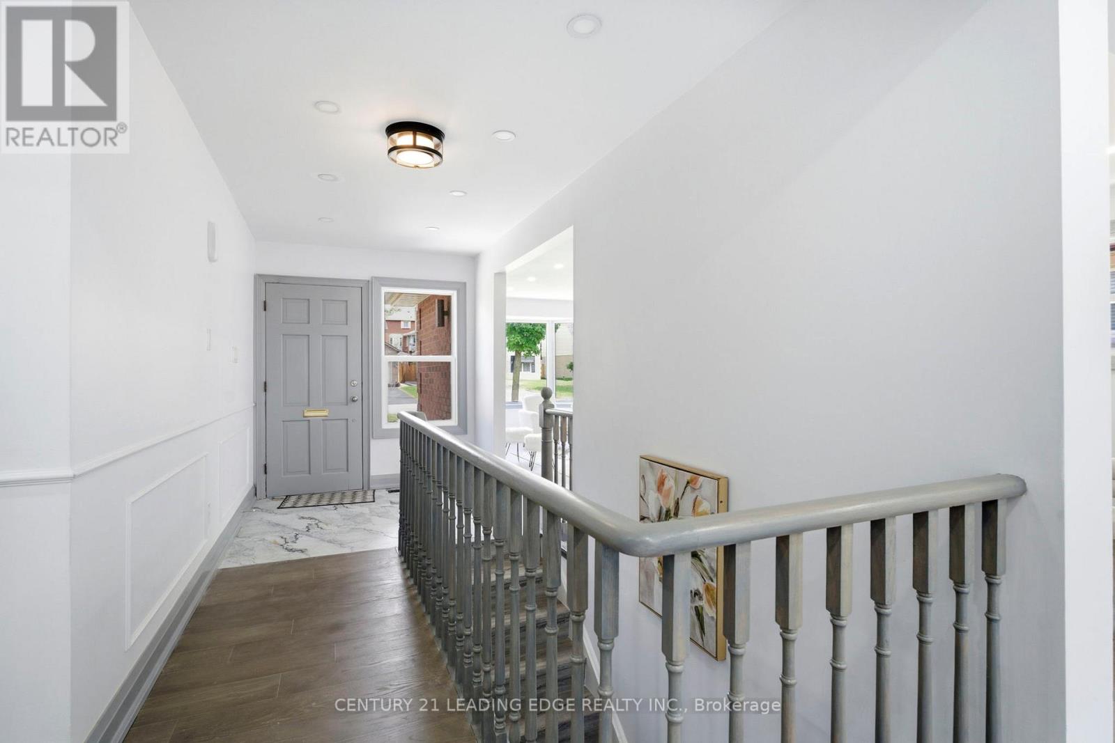 8 Hialeah Crescent, Whitby, Ontario  L1N 6R1 - Photo 13 - E13257090