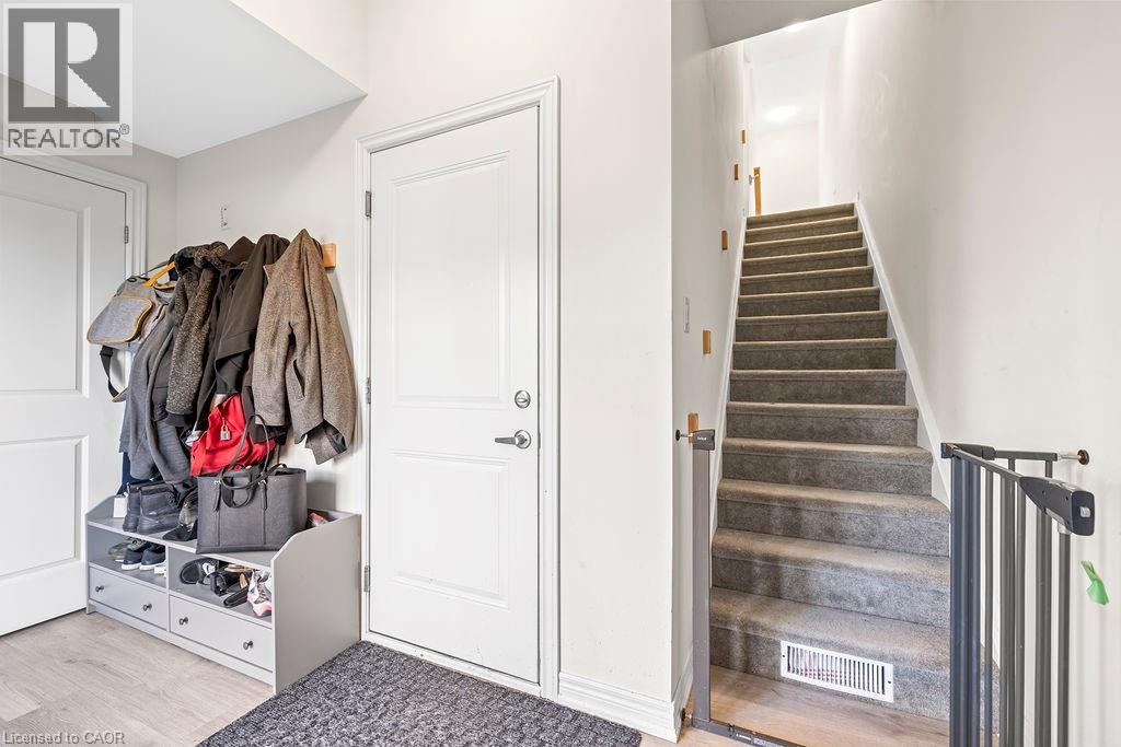 40 Radison Lane, Hamilton, Ontario  L8H 0B5 - Photo 7 - 40836743