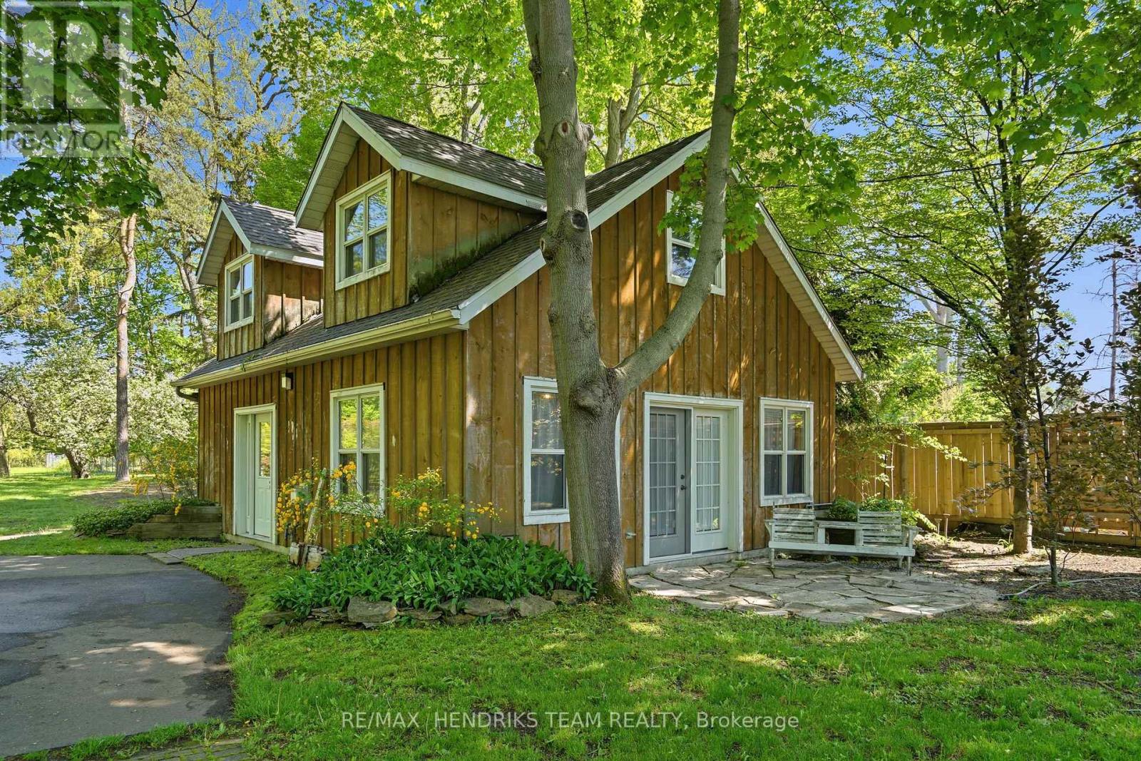 2497 Windmill Point Lane E, Fort Erie, Ontario  L0S 1N0 - Photo 2 - X13072918