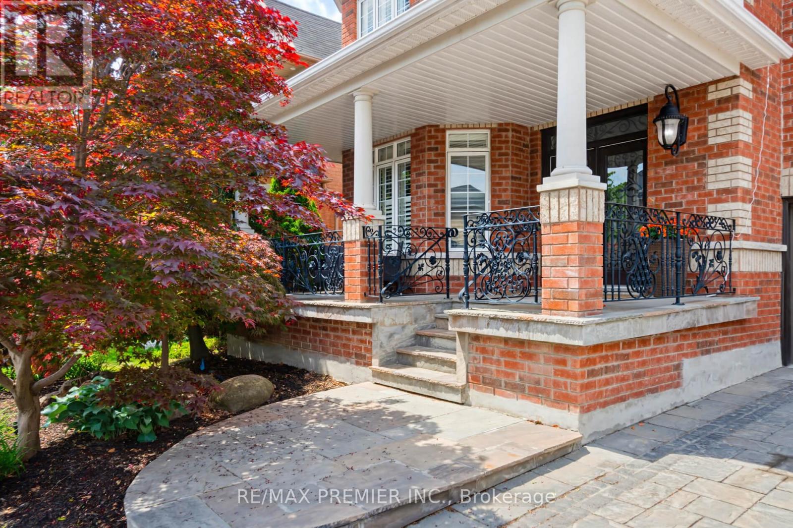 12 Acqua Drive, Vaughan, Ontario  L4H 3K6 - Photo 2 - N13257048