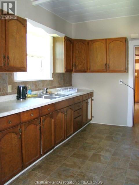 125 Main Street East, Ridgetown, Ontario  N0P 2C0 - Photo 12 - 26012811