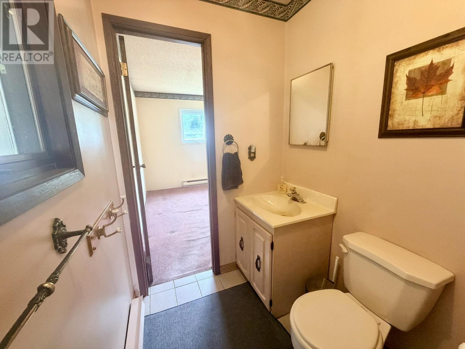 1402 Ottawa Street, Kenora, Ontario  P0X 1C0 - Photo 17 - TB2601379