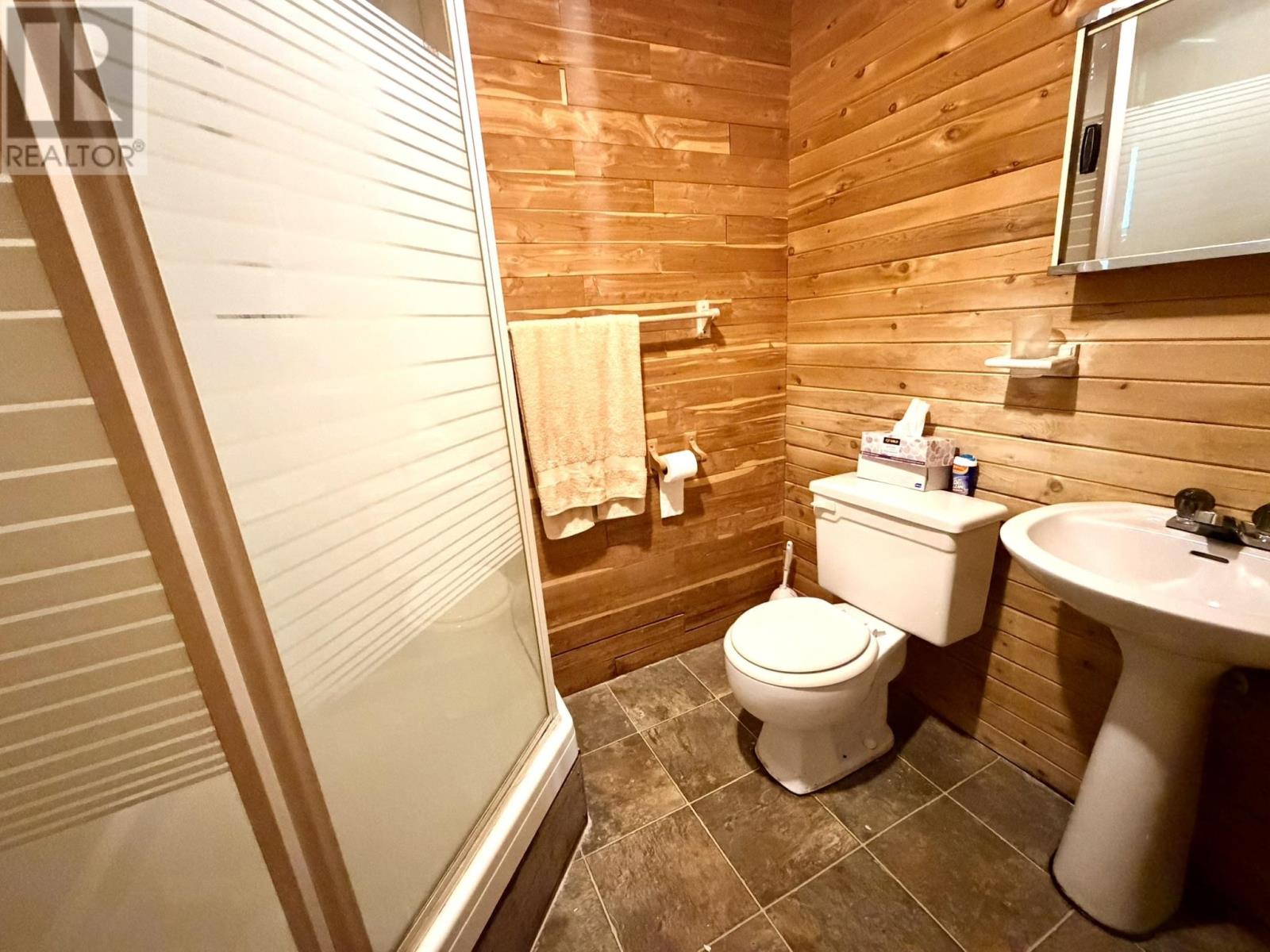 1402 Ottawa Street, Kenora, Ontario  P0X 1C0 - Photo 22 - TB2601379