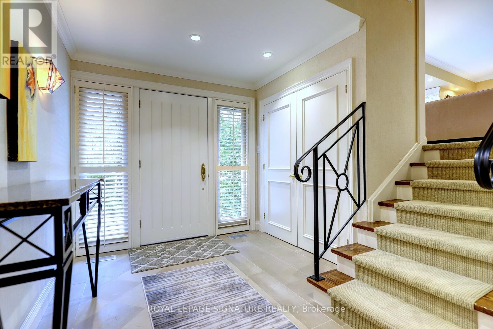 1497 Randor Drive, Mississauga, Ontario  L3J 3C6 - Photo 3 - W13256902