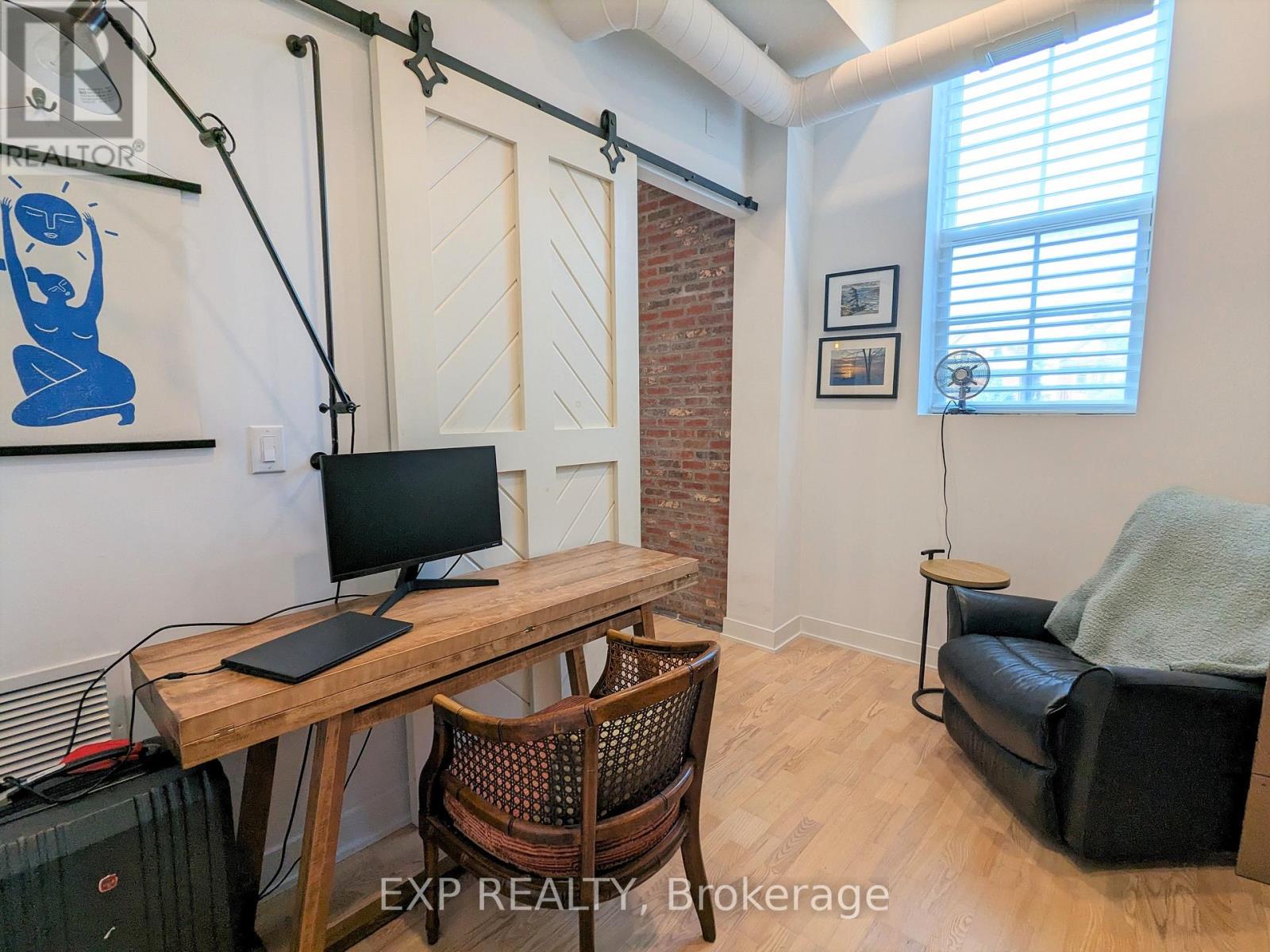 206 - 152 Annette Street, Toronto, Ontario  M6P 1P4 - Photo 9 - W13256926