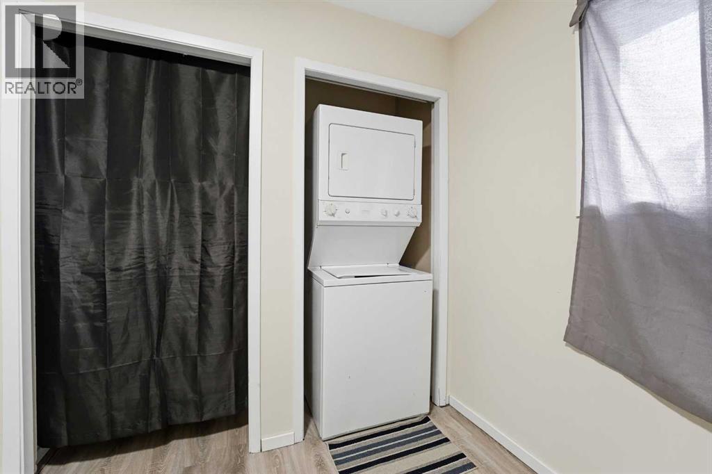 1 Hallgren Avenue, Red Deer, Alberta  T4N 6P1 - Photo 16 - A2317795