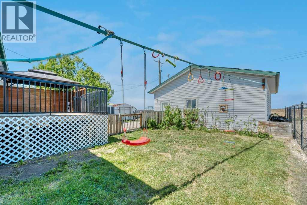 422 Cole Crescent, Carseland, Alberta  T0J 0M0 - Photo 8 - A2316336