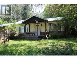 7735 Stewart Road, Fauquier, British Columbia