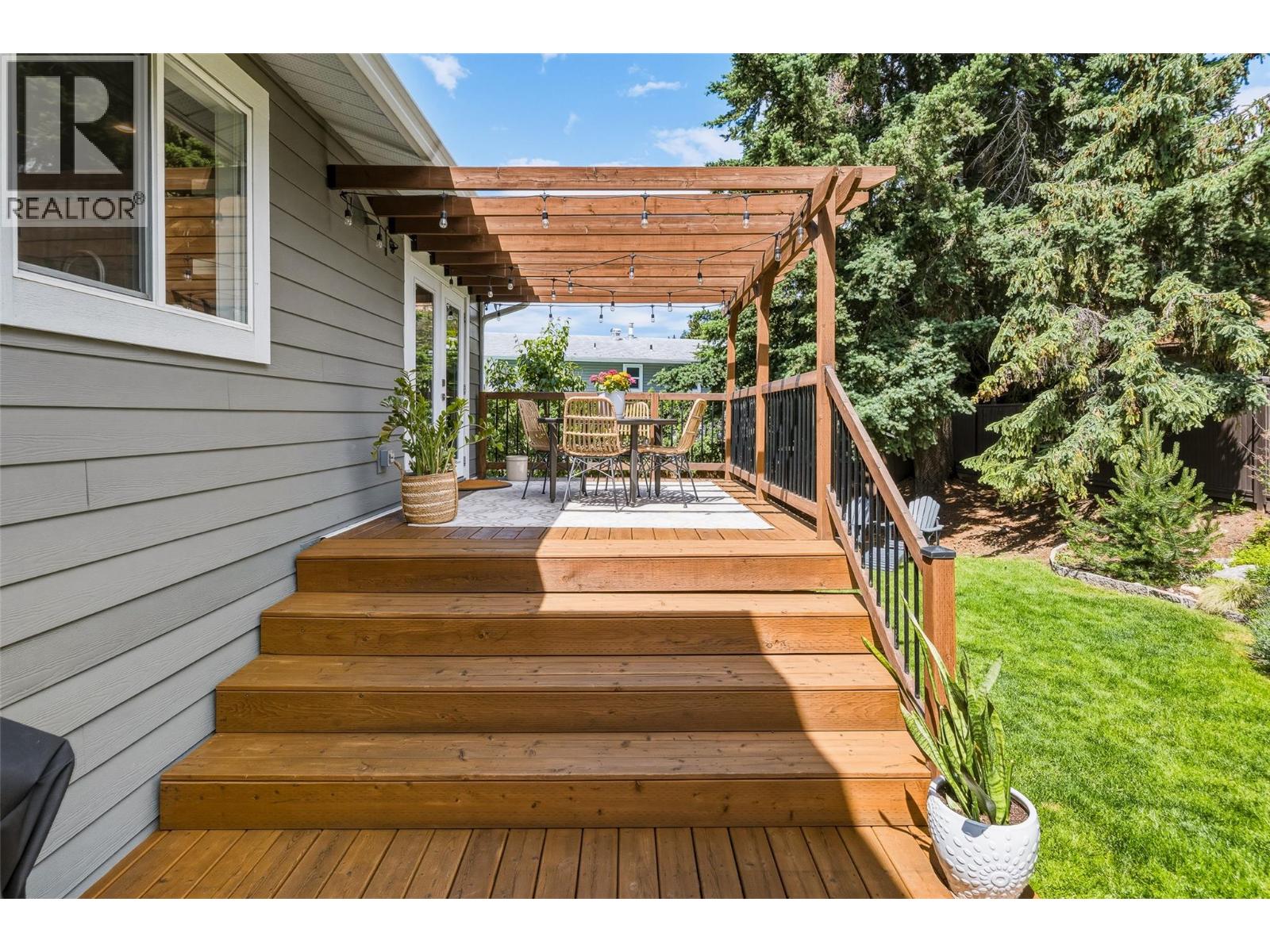 882 Roma Court Kelowna Photo 39