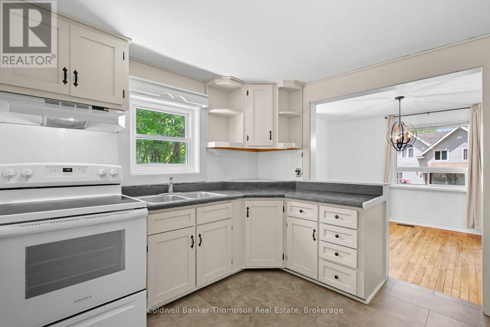 13 Johanna Street, Huntsville, Ontario  P1H 1T9 - Photo 14 - X13259076