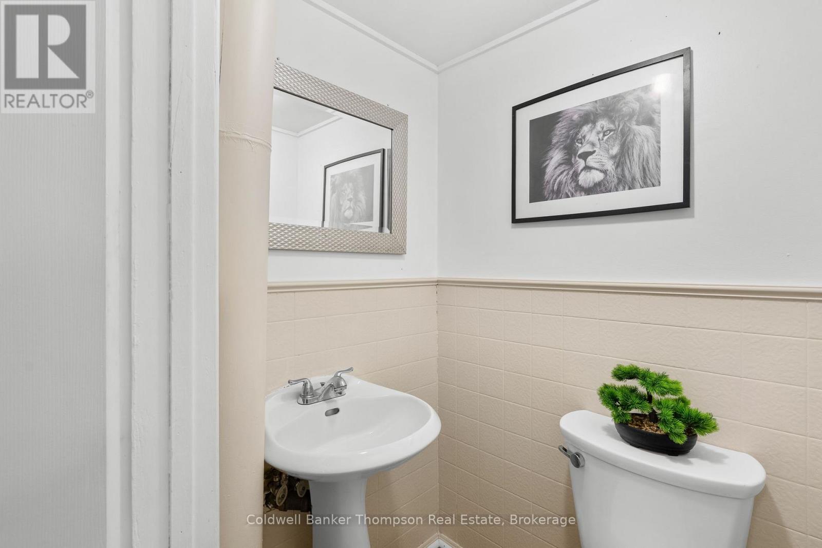 13 Johanna Street, Huntsville, Ontario  P1H 1T9 - Photo 17 - X13259076