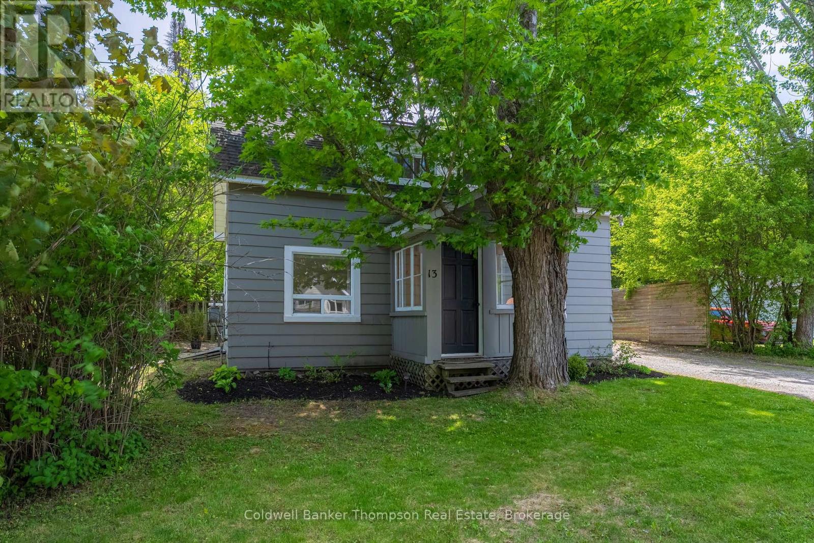 13 Johanna Street, Huntsville, Ontario  P1H 1T9 - Photo 2 - X13259076