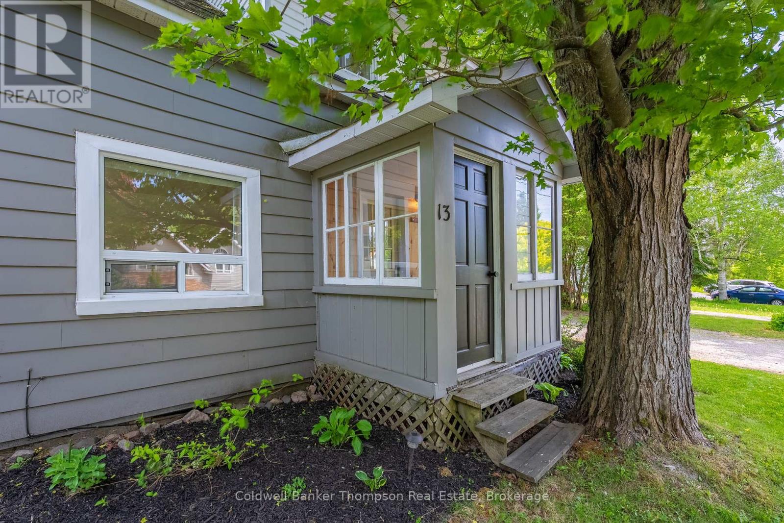 13 Johanna Street, Huntsville, Ontario  P1H 1T9 - Photo 3 - X13259076