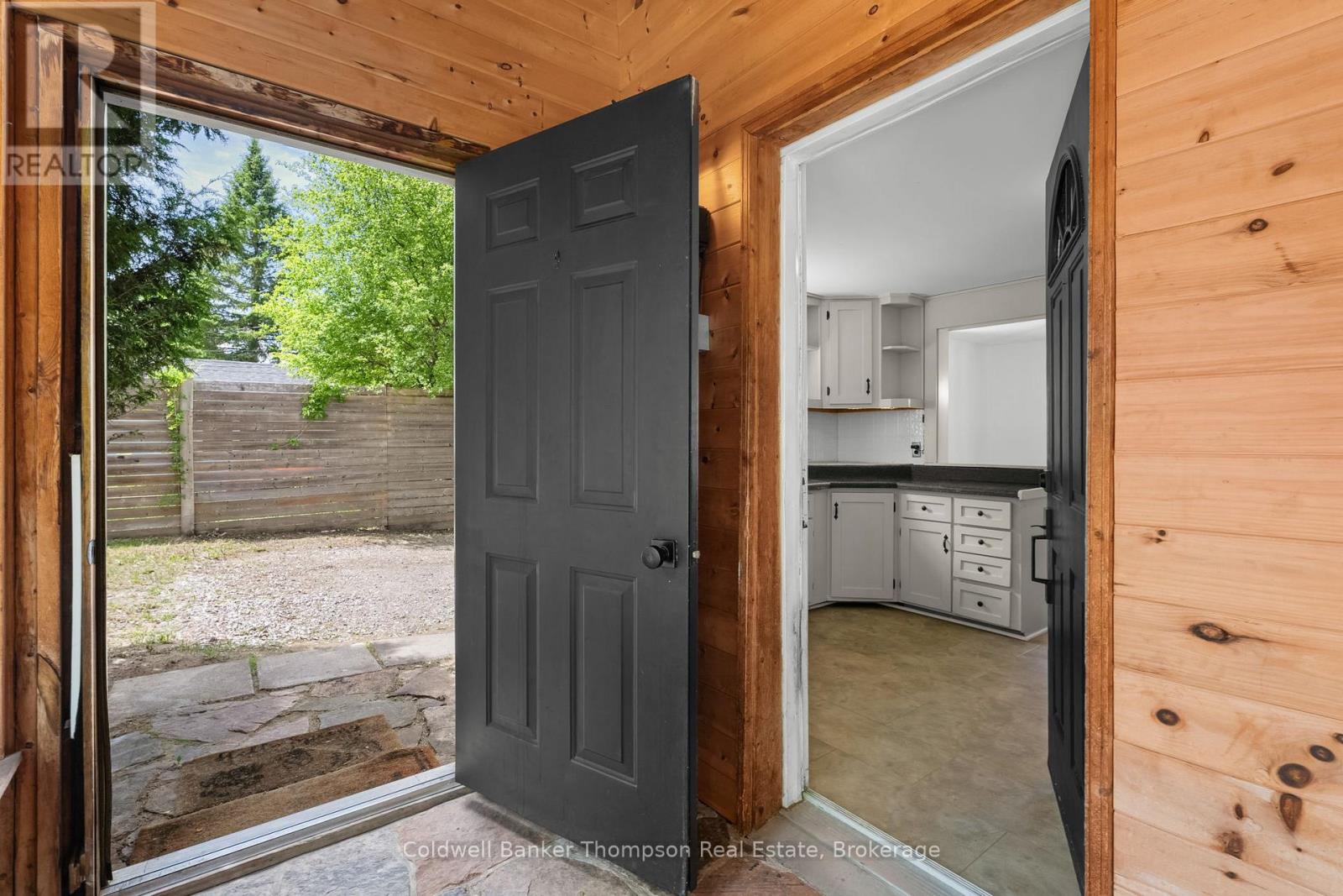 13 Johanna Street, Huntsville, Ontario  P1H 1T9 - Photo 31 - X13259076