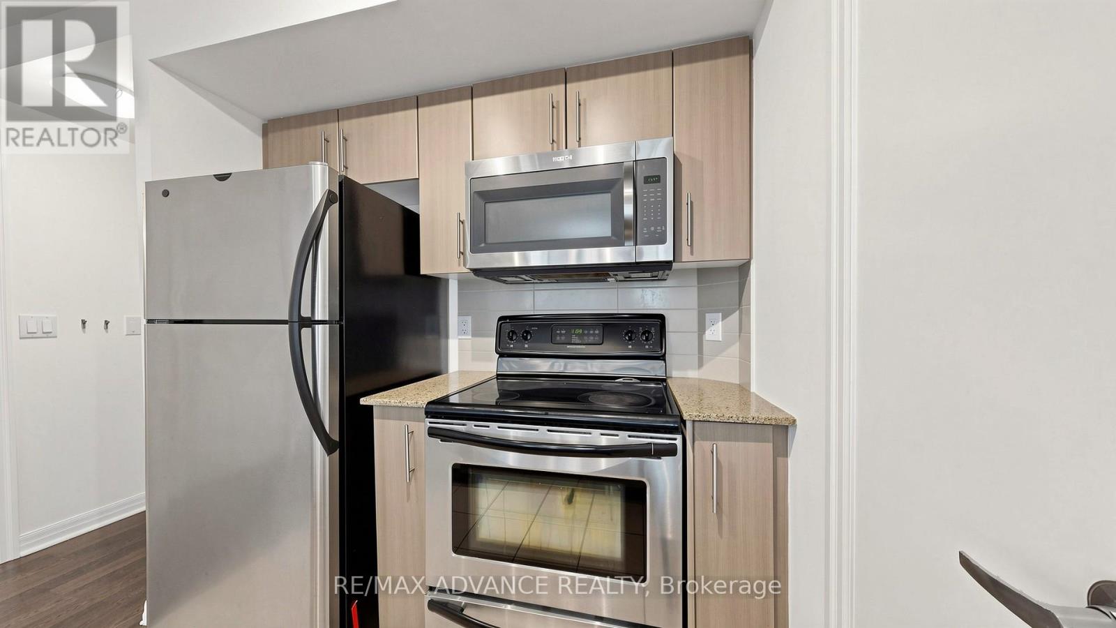 1805 - 12 Yonge Street, Toronto, Ontario  M5E 1Z9 - Photo 11 - C12982482