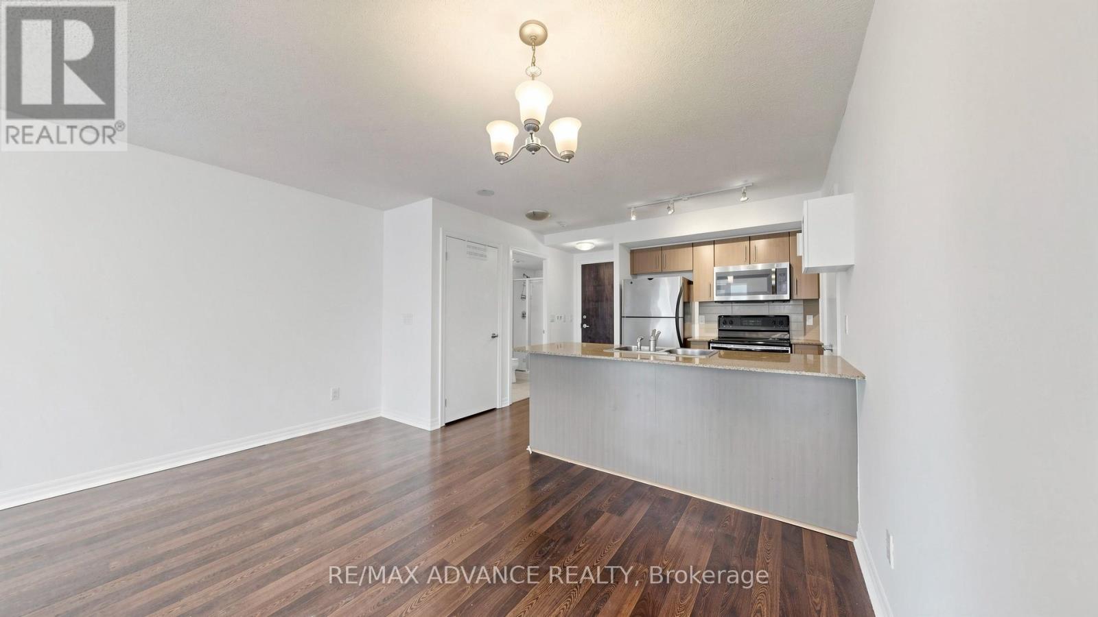 1805 - 12 Yonge Street, Toronto, Ontario  M5E 1Z9 - Photo 14 - C12982482