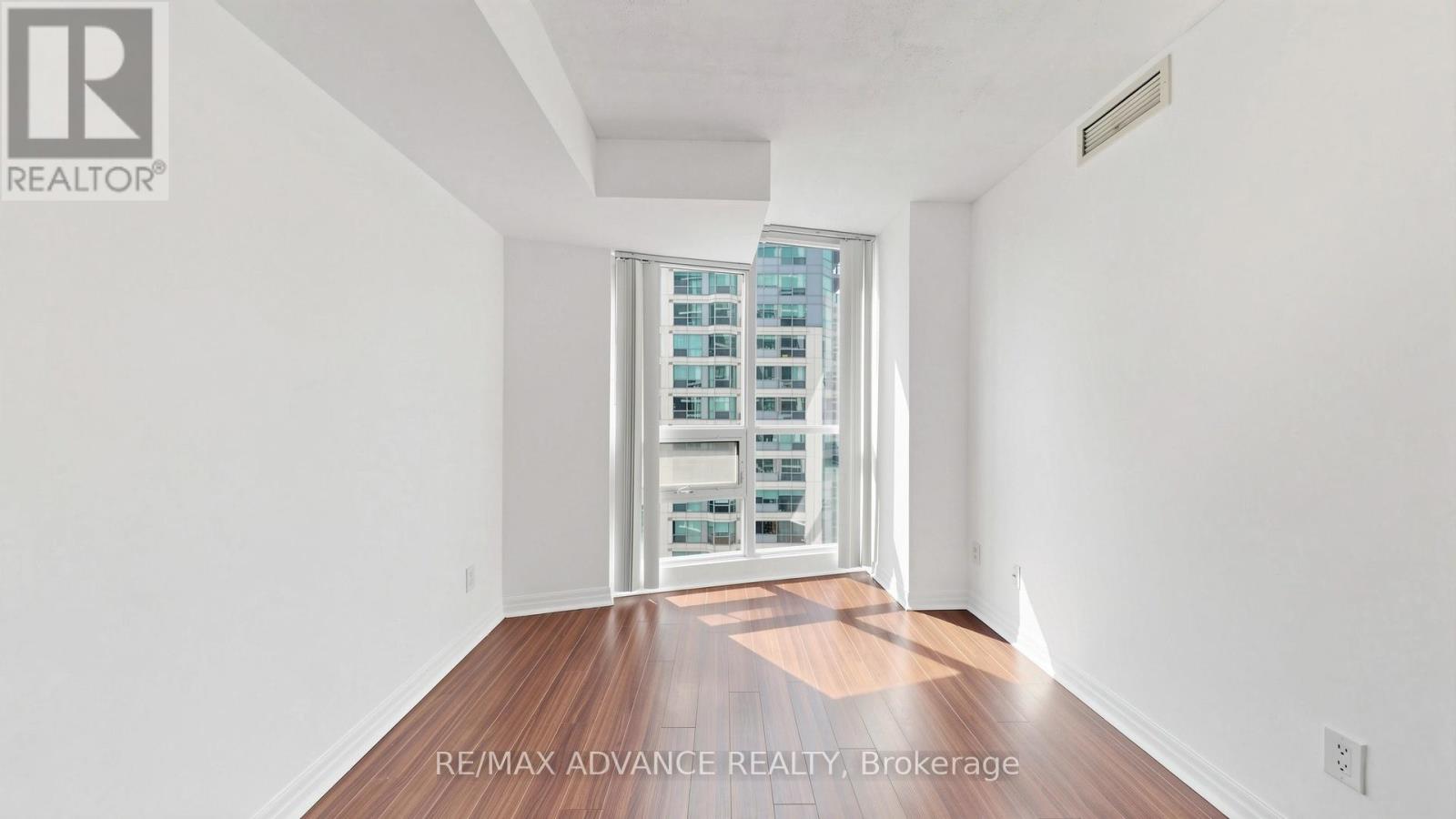 1805 - 12 Yonge Street, Toronto, Ontario  M5E 1Z9 - Photo 23 - C12982482
