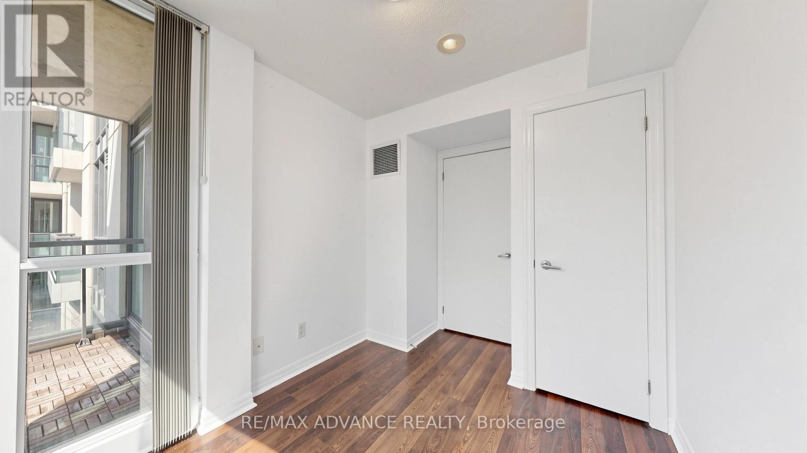 1805 - 12 Yonge Street, Toronto, Ontario  M5E 1Z9 - Photo 28 - C12982482
