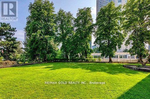 2108 - 3700 Kaneff Crescent, Mississauga, Ontario  L5A 4B8 - Photo 29 - W12868268