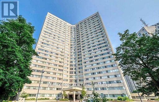 2108 - 3700 Kaneff Crescent, Mississauga, Ontario  L5A 4B8 - Photo 32 - W12868268