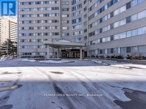 2108 - 3700 Kaneff Crescent, Mississauga, Ontario  L5A 4B8 - Photo 3 - W12868268