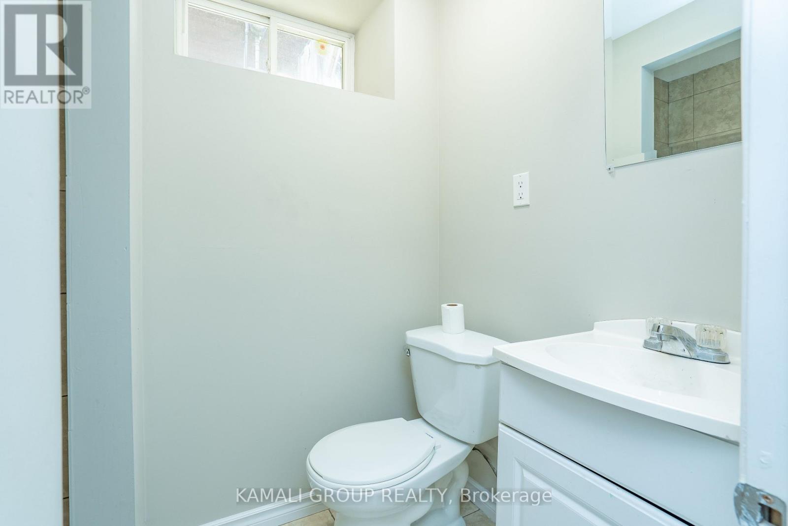 Bsmt - 25 Spadina Avenue, Hamilton, Ontario  L8M 2W8 - Photo 12 - X13254676
