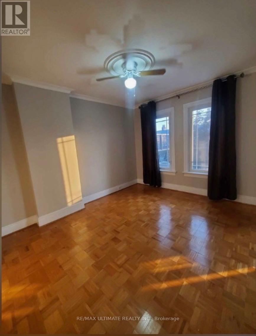 331 St Clarens Avenue, Toronto, Ontario  M6H 3W2 - Photo 10 - C13258970