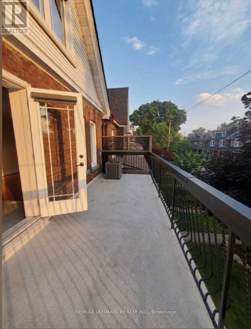 331 St Clarens Avenue, Toronto, Ontario  M6H 3W2 - Photo 2 - C13258970