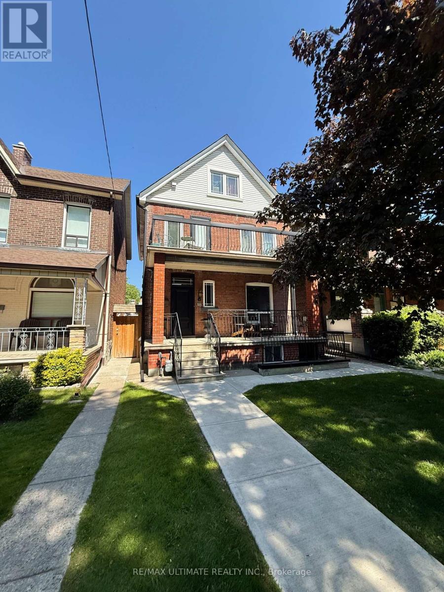 331 St Clarens Avenue, Toronto, Ontario  M6H 3W2 - Photo 3 - C13258970