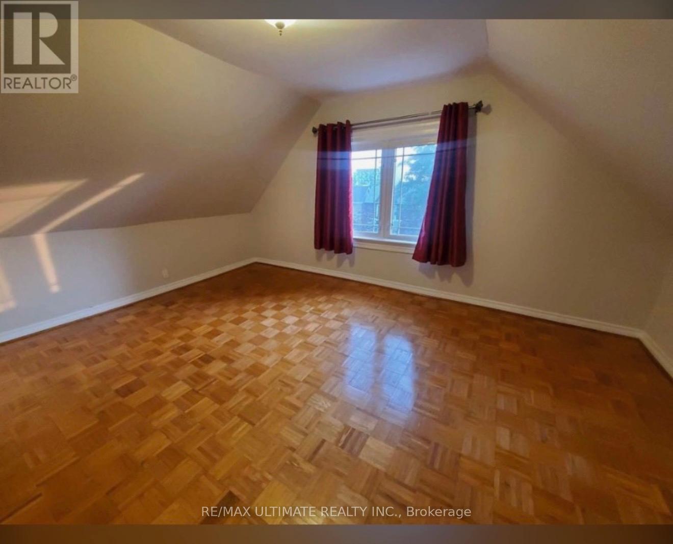 331 St Clarens Avenue, Toronto, Ontario  M6H 3W2 - Photo 6 - C13258970