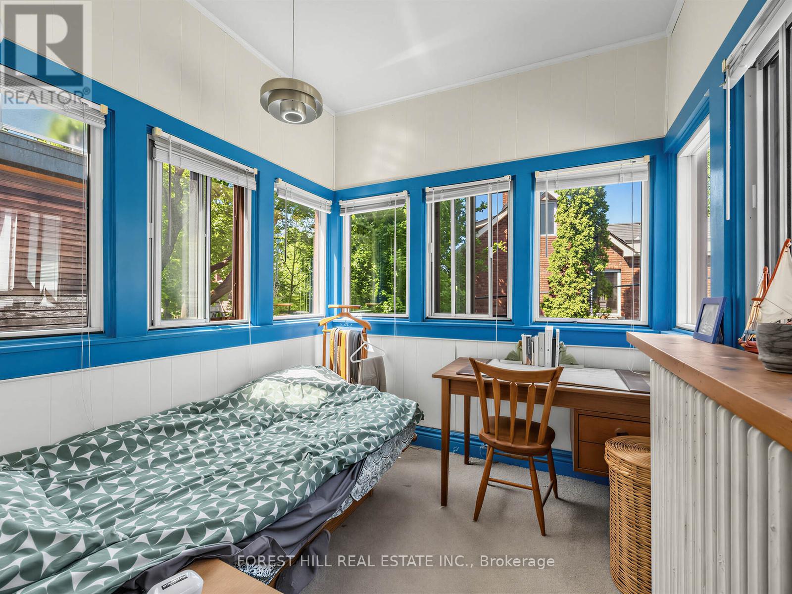 144 Rushton Road, Toronto, Ontario  M6G 3J1 - Photo 12 - C13259262