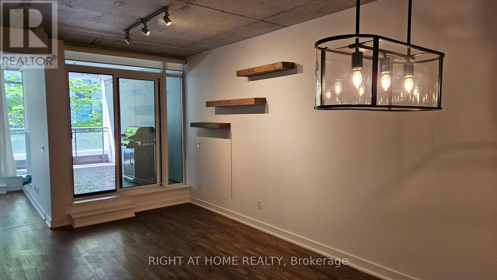 216 - 20 GLADSTONE AVENUE, Toronto, Ontario