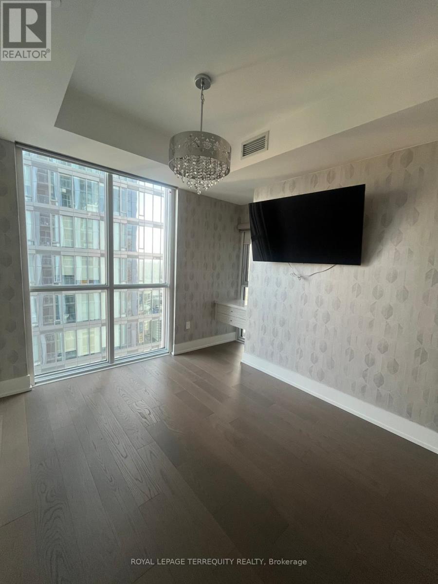 4401 - 1 Yorkville Avenue, Toronto, Ontario  M4W 0B1 - Photo 11 - C13262004