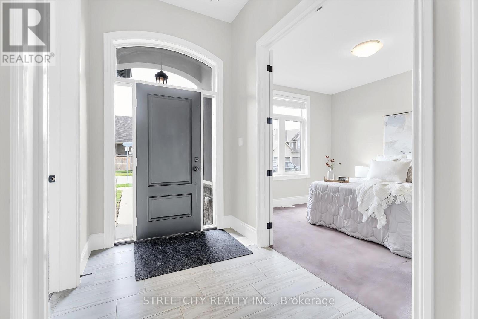 39 - 2267 Callingham Drive, London North, Ontario  N6G 0P1 - Photo 2 - X13082920