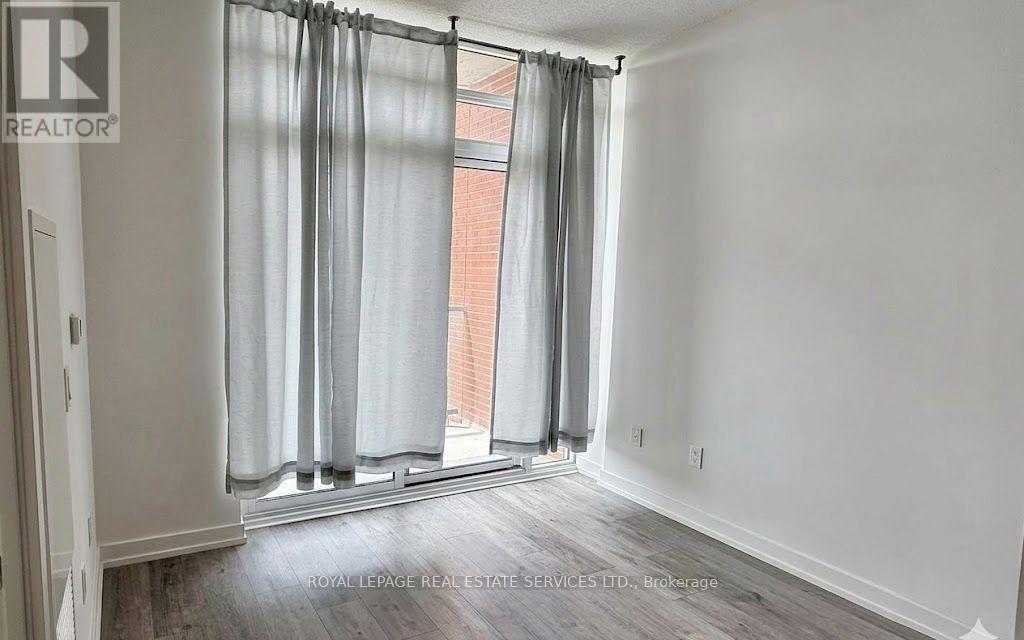 317 - 1010 Dundas Street E, Whitby, Ontario  L1N 2K2 - Photo 8 - E13259344