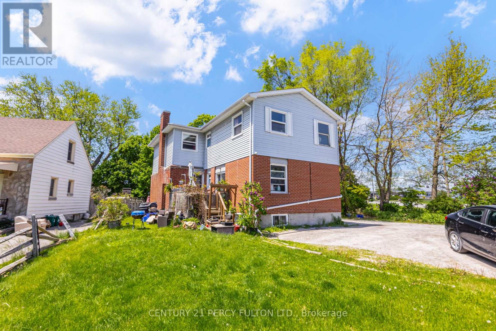 1100 SIMCOE STREET S, Oshawa, Ontario