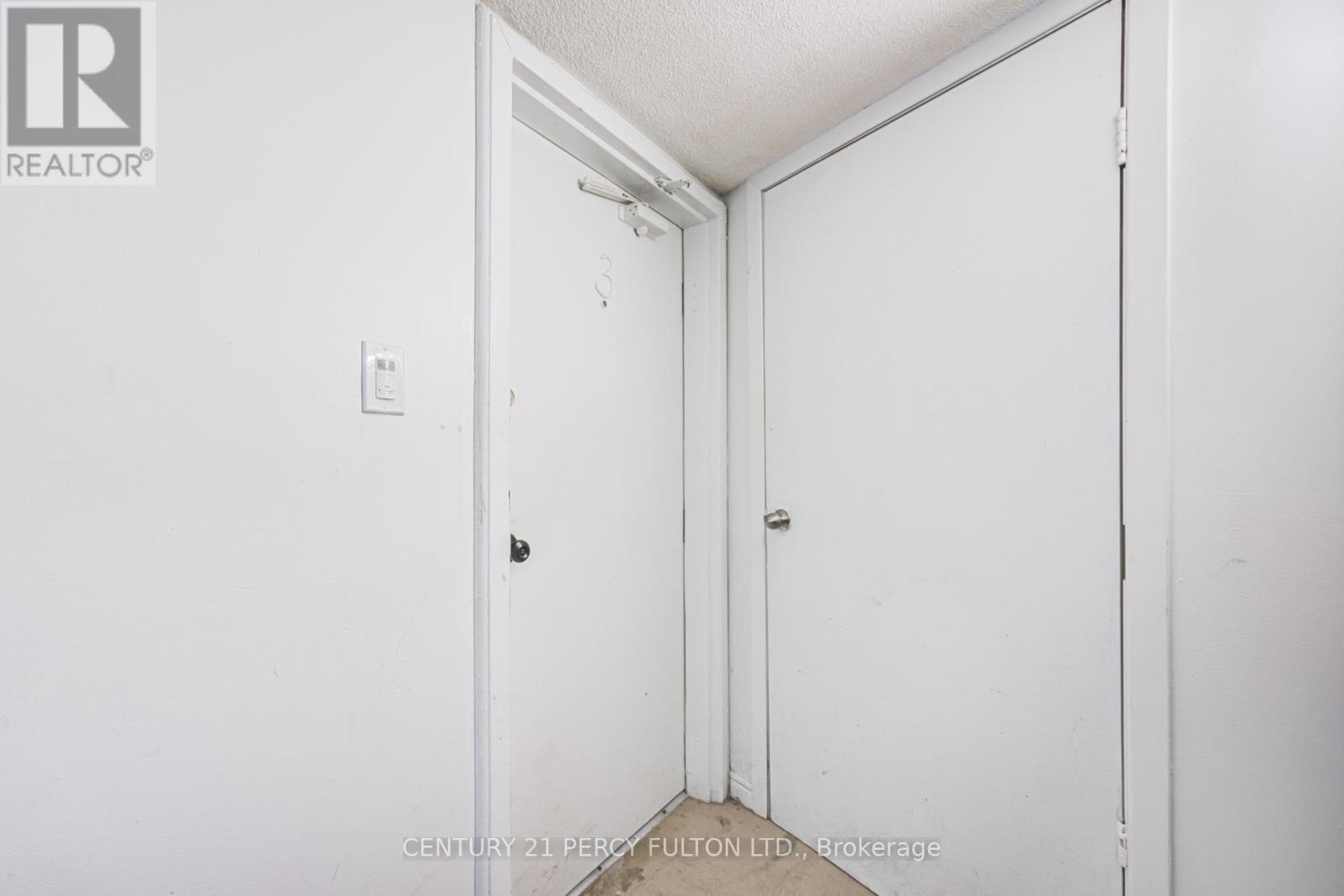 1100 Simcoe Street S, Oshawa, Ontario  L1H 4L6 - Photo 7 - E13260322