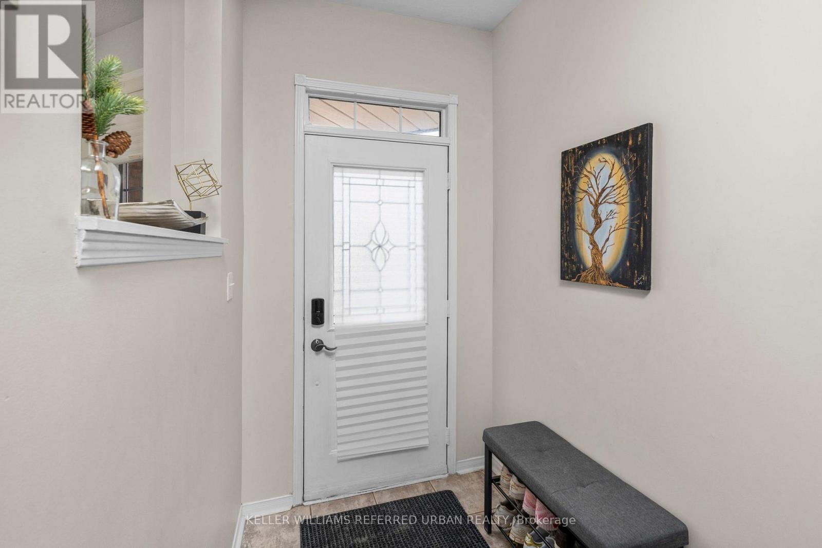 57 Breakwater Drive, Whitby, Ontario  L1N 9N7 - Photo 7 - E13261216