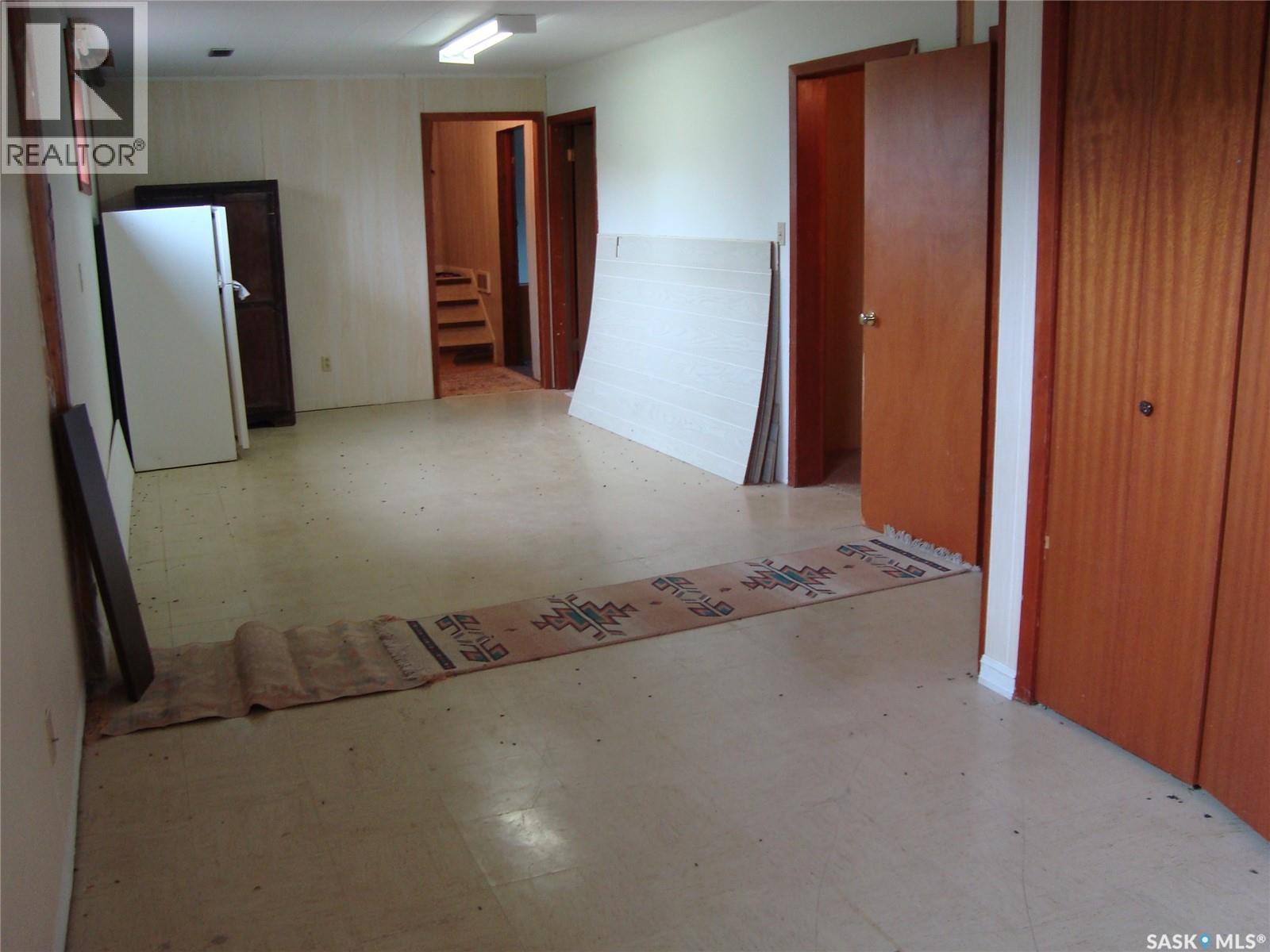 260 6th Avenue E, Gravelbourg, Saskatchewan  S0H 1X0 - Photo 16 - SK038454